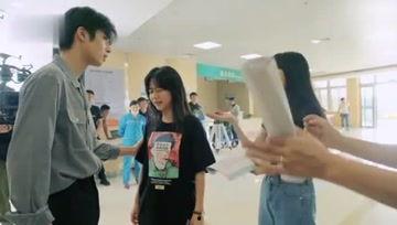 娱乐吃瓜爱酱,揭秘娱乐圈那些不为人知的幕后故事